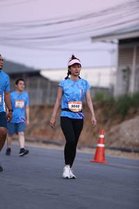 BIB: 9040
                            <button type="button" onclick="openModal(3129543)" class="btn btn-primary btn-sm float-right btn-popup" data-toggle="modal" data-target=".modal-high-quality">
                        <i class="fas fa-shopping-cart"></i> Add to Cart
                    </button>
                                            <button type="button" onclick="isThisMe(3129543, true)" class="btn btn-success btn-sm float-right btn-popup btn-isme hidden" data-toggle="tooltip" data-placement="bottom" title="นี่คือรูปของคุณใช่ไหม คลิกที่นี่เพื่อเอาเข้าอัลบั้ม">
                        <i class="fas fa-plus"></i> Add to album
                    </button>
                    <button type="button" onclick="isThisMe(3129543, false)" class="btn btn-warning btn-sm float-right btn-popup btn-isnotme hidden">
                        <i class="fas fa-ban"></i> Remove from album
                    </button>